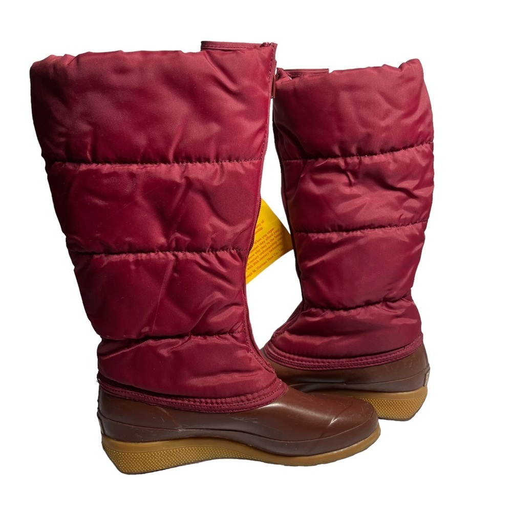 NWT Vintage Herman Survivors Maroon Nylon Quilted Boots Rubber Soles Size 6